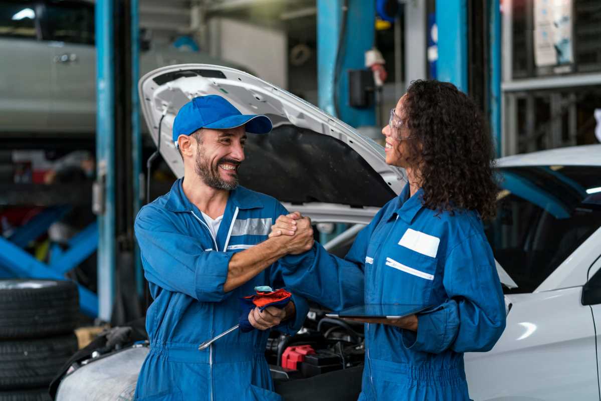 Choosing the Right Mechanic for Your Vehicle 